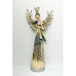 Metal figure 36x13x77