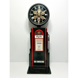 CLOCK WITH MOVING GEARS ON BATTERY 21x16x65