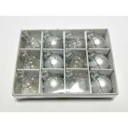 Glass ornament 3x3x3